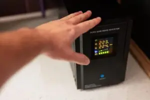 Lead Acid vs Lithium Batteries for UPS